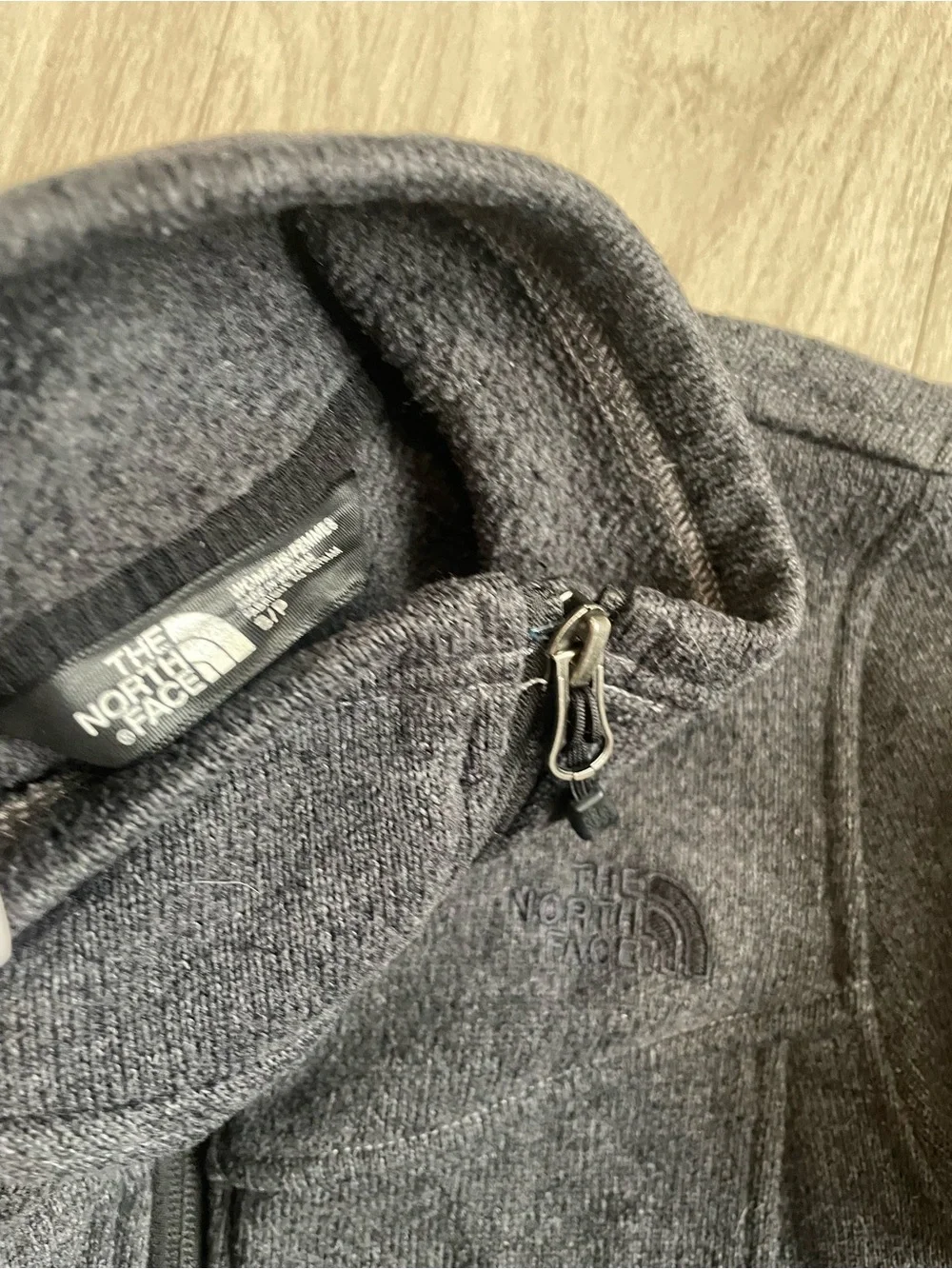 The North Face Women's Full-Zip Fleece Jacket - Charcoal Gray
